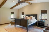 Five en-suite home just a few minutes from downtown Paso Robles