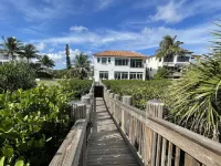 Welcome to Sandy Bridge Luxury Beachfront Home - บูติค