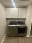 Franklin St Suite