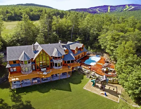 9 Bdrm Premiere Luxury Estate Sleep 26 Movie Theater, Pool,Spa,Game Rm,Steam Rms Отели в г. Ньюри