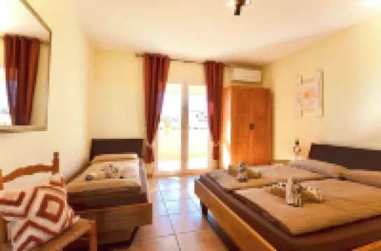 Villa Puerta del Sol für 10 Personen/ Pool/ Wifi / Klima / April 24 Renoviert