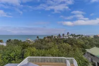 Near Beach, Includes Golf Cart , Bikes , Kayaks and Pool , 5 Stars. Ncic Member