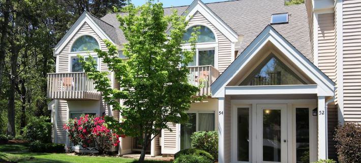 Ocean Edge Luxury Condo,  Constantly Updated, Just steps to Arbor Pool Hotels in Brewster