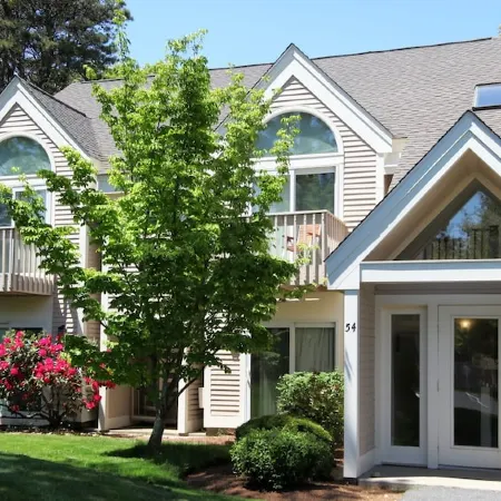 Ocean Edge Luxury Condo,  Constantly Updated, Just steps to Arbor Pool