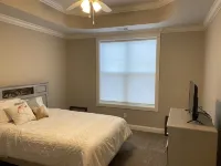 2 BEDROOM SUITE (SEPARATE FROM MAIN HOUSE) POOL, MARSH, GOLF AND WATER VIEWS Hotels in 