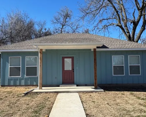 Brand New Charming 2B/2B in Chickasha, Near Downtown! Hotels in Grady County