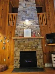 Aspen Chalet- overlooks Brickyard Creek in Bayfield