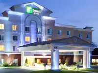Holiday Inn Express & Suites CHARLOTTE- ARROWOOD by IHG Hotels in Charlotte
