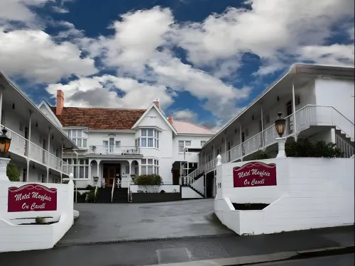 Motel Mayfair on Cavell Hotels in West Hobart