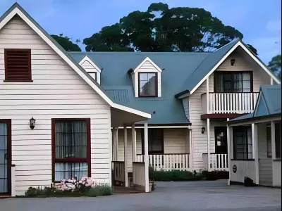 Kitty's Cottages - Managed by Big4 Strahan Holiday Retreat