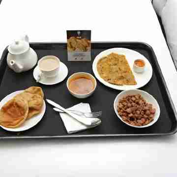 Capital O 22428 Hotel Dreams Dining/Meeting Rooms