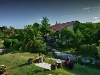 Sanita Cottage Hotels in Chom Bueng