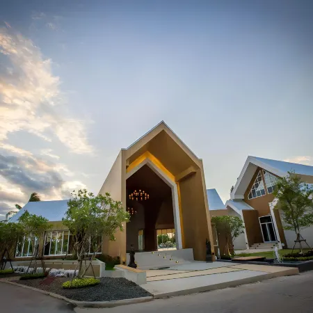 Greta Resort and Sport Club Отели рядом с достопримечательностью «Кхао Чи Чан»