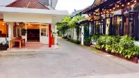Belaya Hotel فنادق في جيبارا