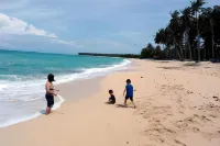 Palm Grove Saud Holiday Complex Hotel Hotels in Pagudpud