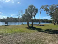 Charming 3-bedroom house in nice Port Richey with AC, WiFi