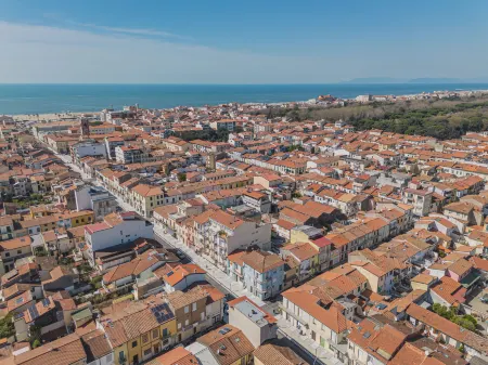 La Mansardina Отели рядом с достопримечательностью «Viale Regina Margherita»