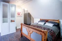 The Penthouse - 1 Bedroom Penthouse - Milford Haven Các khách sạn ở 
