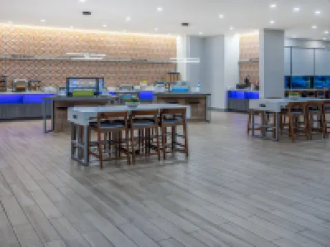 Tru by Hilton Pensacola Airport Medical Center Hotels in Pensacola