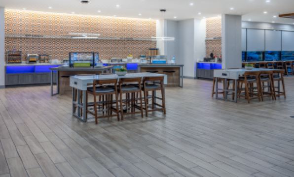 Tru by Hilton Pensacola Airport Medical Center