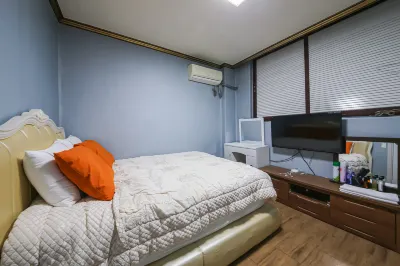 Yeonggwang Chungsoo Motel Hotels near Jeong-Gagsa