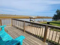 Peach House close to ICW & Sargent beach Hotels in Sargent