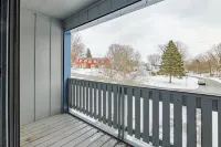 Bullzeye 3Bed2Bath, Full Townhome, Gameroom