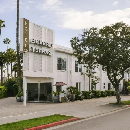 Hotel Beverly Terrace - Beverly Hills West Hollywood Отели рядом с достопримечательностью «Бульвар Робертсон»