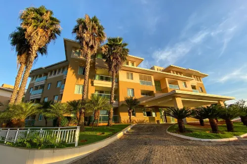 360 Hotel The Sun by Ozped Hotel di Sao Sebastiao