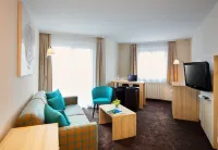 Hotel Oberland Hotels near Kathedrale St. Florin