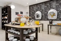 Tryp by Wyndham Montijo Parque Hotel