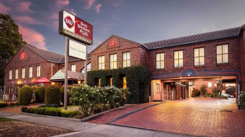 Buckingham Apartments Hotels in Sandringham