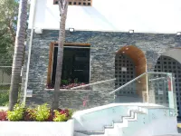 Suites Dioh Hotels near Obispado Museum
