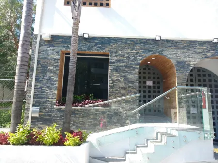 Suites Dioh Отели рядом с достопримечательностью «Mexican History Museum»