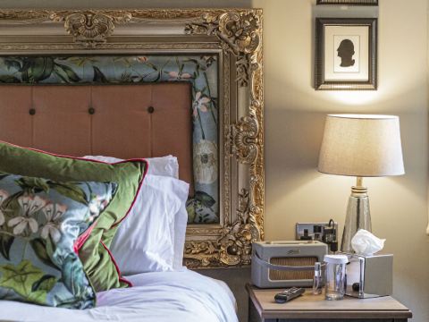 The Kings Arms and Royal Hotel, Godalming, Surrey