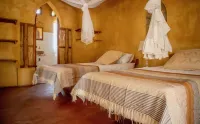 Turtle Cove Lodge and Yoga Shala Hotels in Inhambane