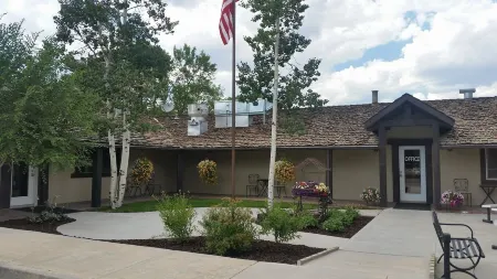 Stone Hollow Отели в г. Винта Каунти