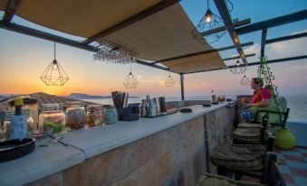 Agoulos Beach Hotel