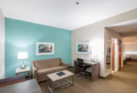 Holiday Inn & Suites Lake City Hotels in Columbia County