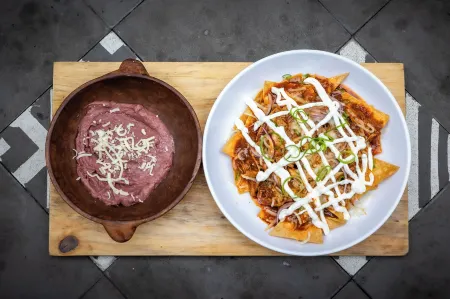 Socialtel Granada - Formerly Selina Granada Отели в г. Гранада