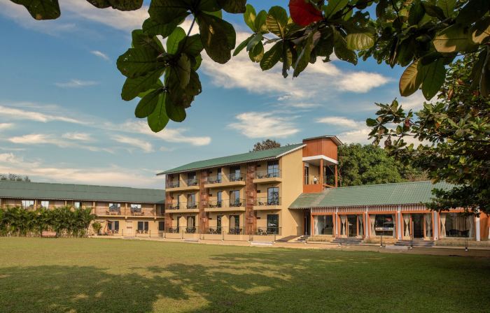 Paramount Riverfront Resort & Spa, Karjat
