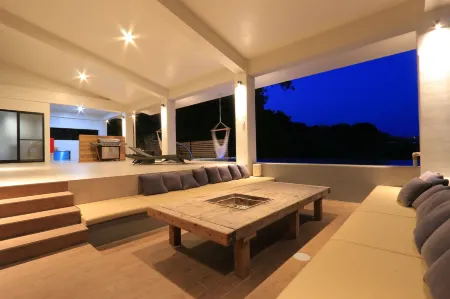 Marinx Poolvilla Nakandakari