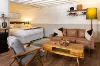 The Alander Hotels in Salisbury