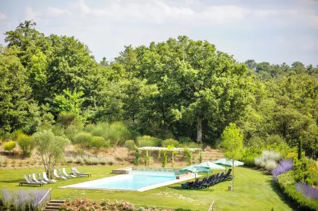 Luxury Resort in the Tuscan Countryside