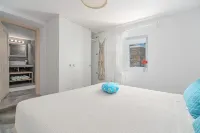 Corfos Blue Mykonos - Rooftop Pools