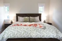 Kelowna Bed & Breakfast - Chatham House