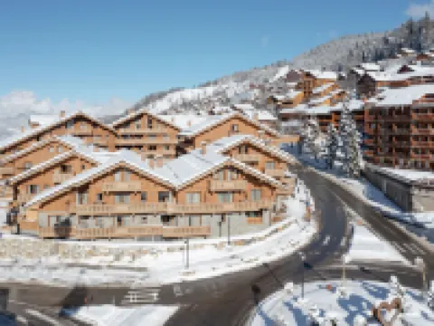 Résidence Pierre & Vacances Premium l'Hévana Hotels in Meribel