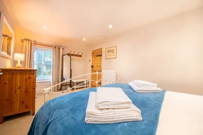 Host Stay Well Farm Cottage