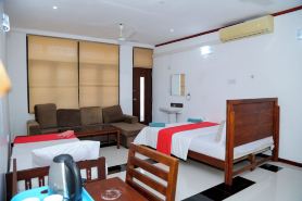 Subhas Tourist Hotel