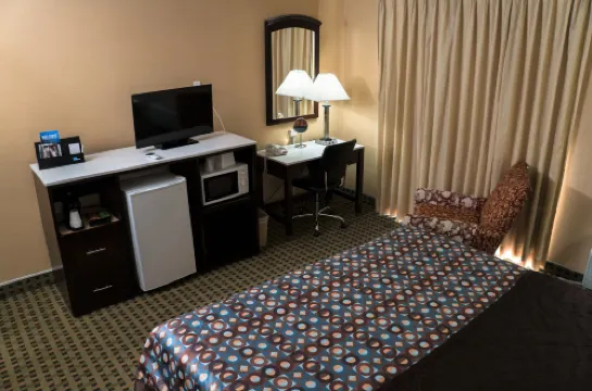 巴斯託加州旅館